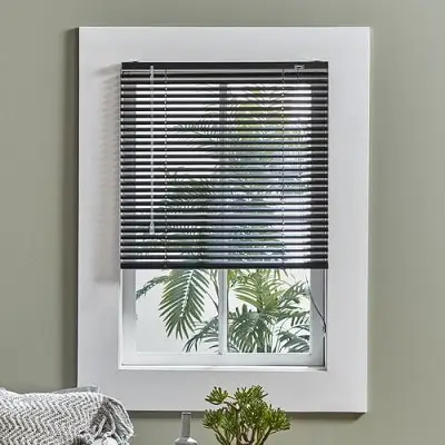 aluminum blinds