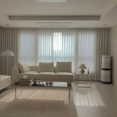 vertical blinds